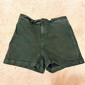 Classic High-Rise Women's Shorts in Dark Green